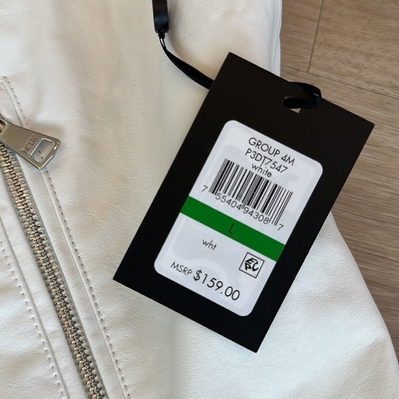 Faux Leather Moto Vest
DKNY woman’s size L XL 2x - Picture 4 of 6